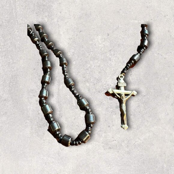 Vintage Rosary‎ Dark Heavy Shiny Black Beads Hematite Silver Crucifix - Picture 6 of 6